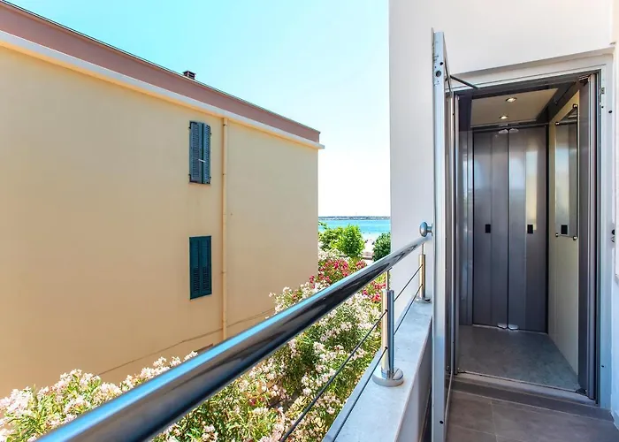 Nura\'S - Apartment Al Mare Sea Front